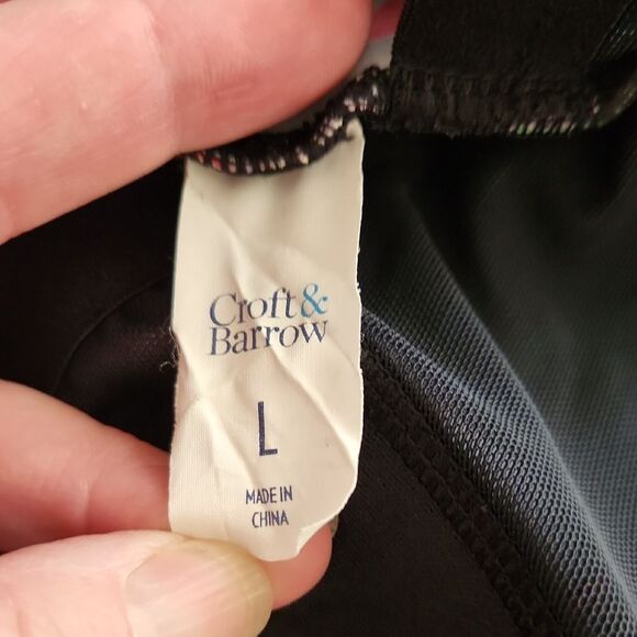 Croft & Barrow Black and Pink Tankini Top Swimsuit with Tropical Flair - Picture 2 of 4